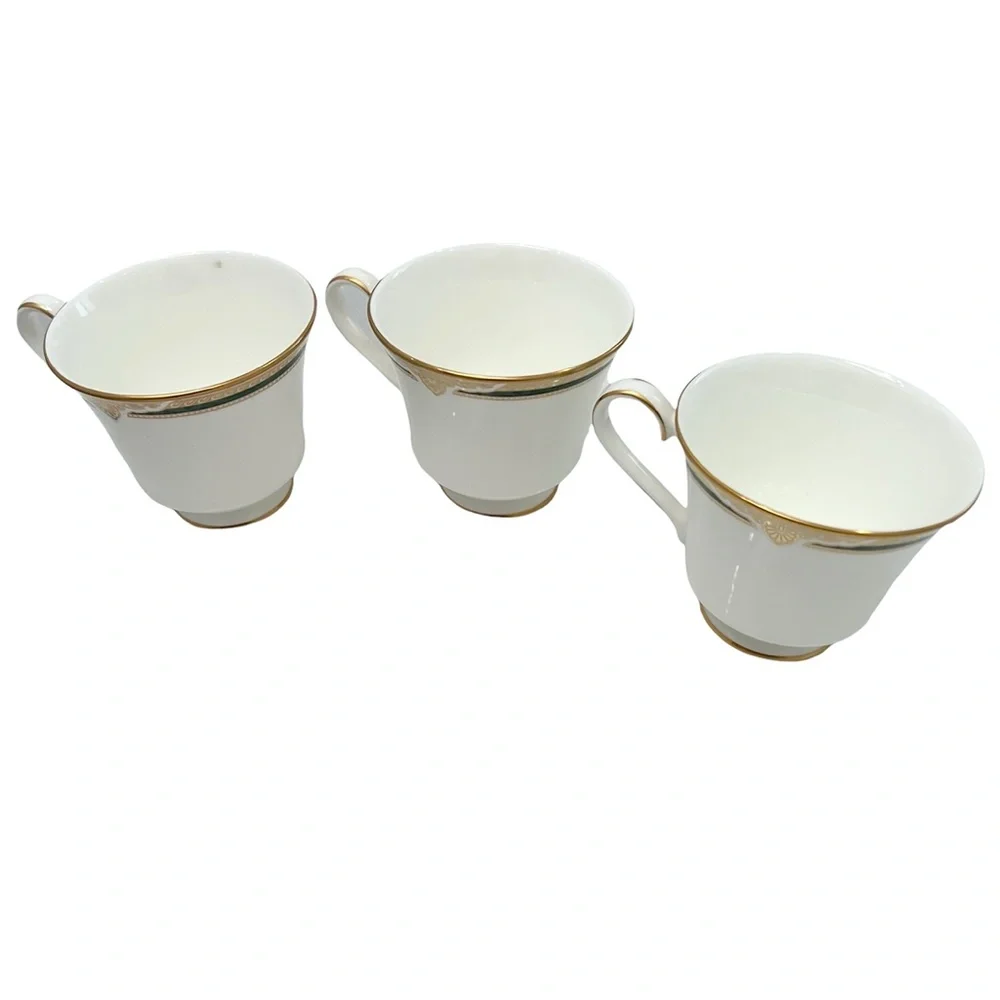 ROYAL DOULTON FORSYTH SET OF 3 FOOTED BONE CHINA CUPS & SAUCERS